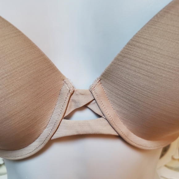 Victora's Secret Padded Underwire Bra by Nude Soft Nylon 34C - Picture 5 of 8
